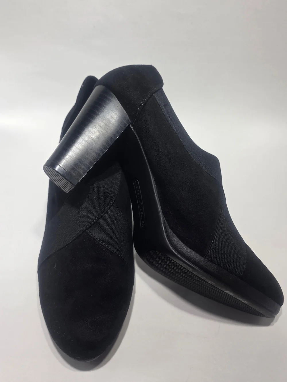 Andrew Geller Black Slip On Heels 9.5M Comfort Stretch Block Heel Shoes